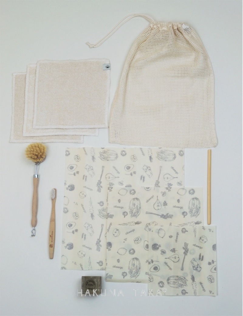 Protège cahier tissu zéro déchet Hakuna Taka grand format 24 x 32 cm