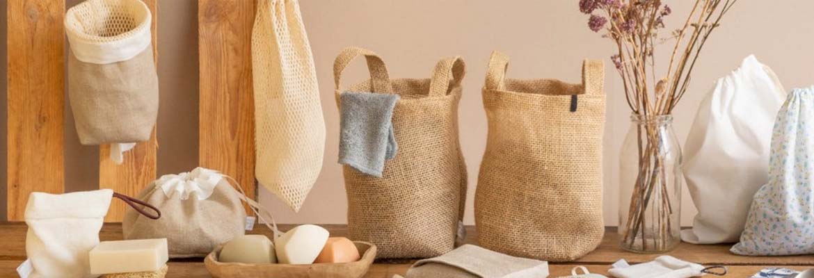 Lingettes, essuie-tout et coton démaquillant lavable maison - Presque Zéro  Déchet